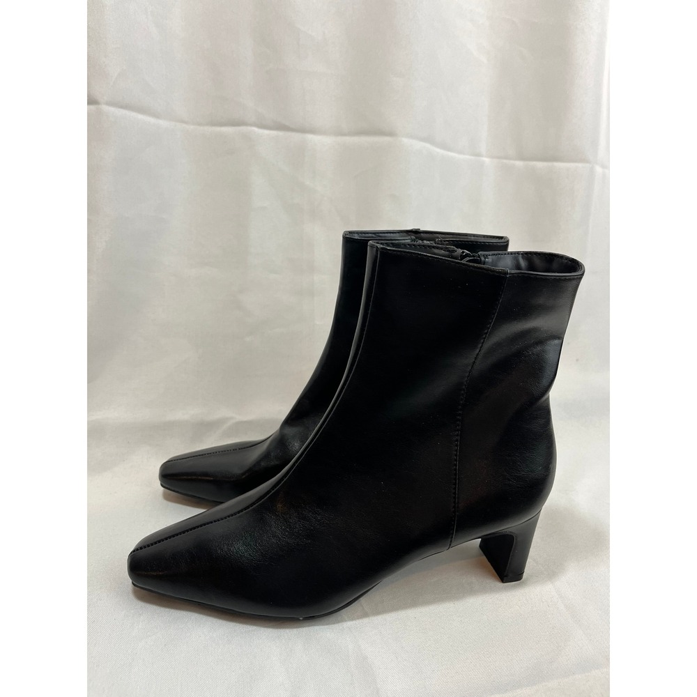 A New Day Womens Square Toe Ankle Boots Black Faux Leather Mid Block Heel Size 8